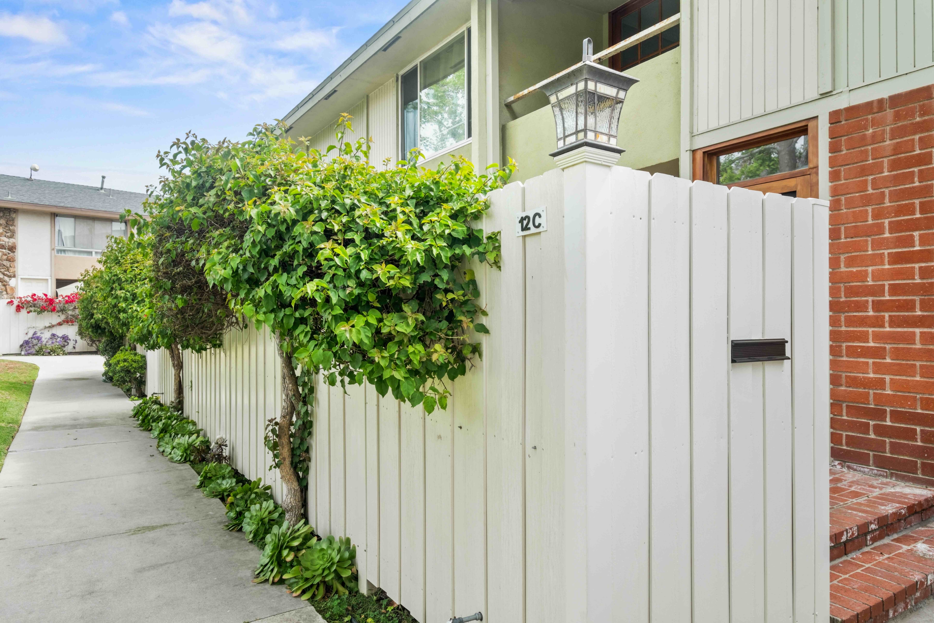 5215 Sepulveda Boulevard #12C - 1