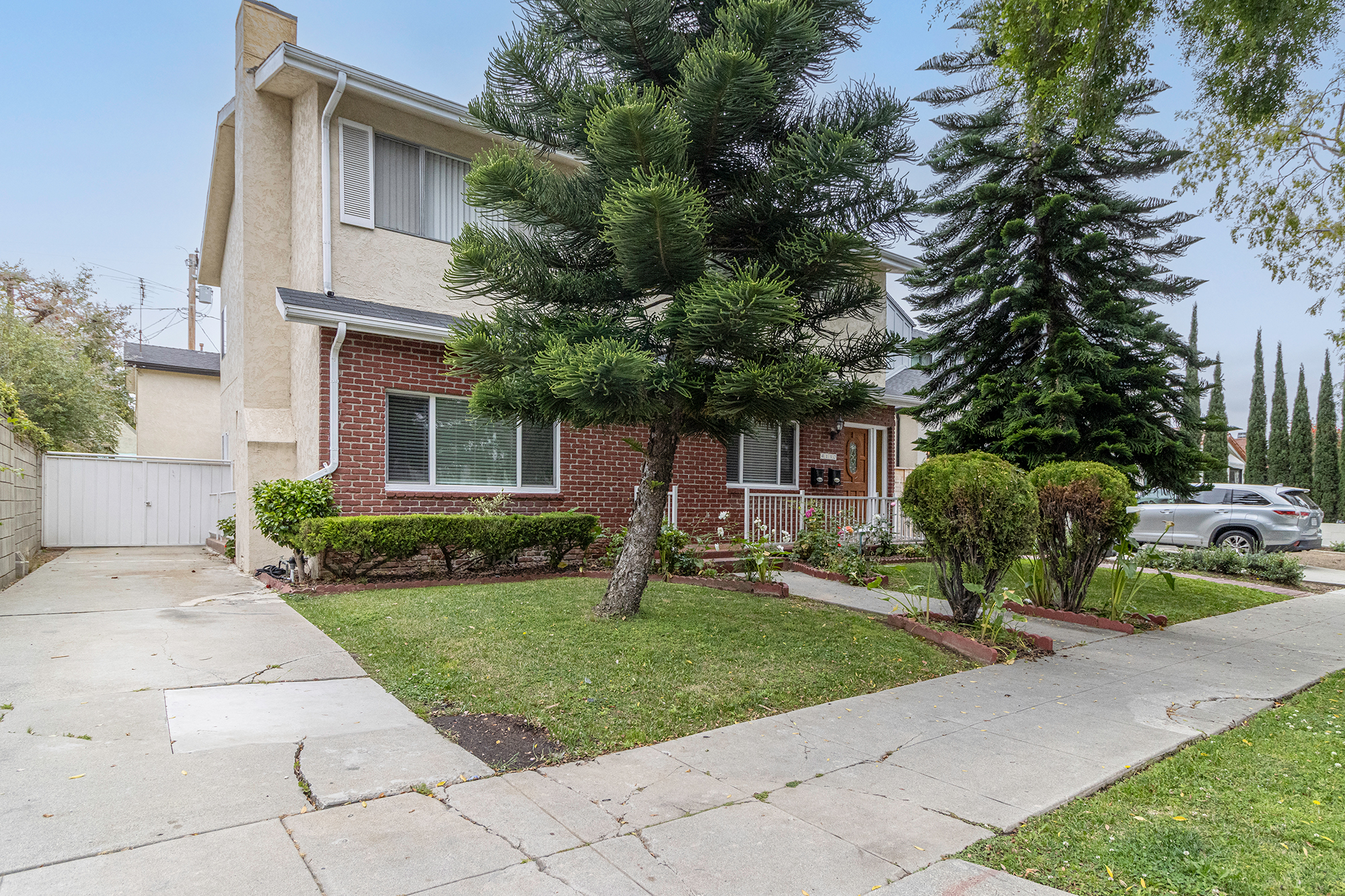 4130 Vinton Avenue - Front